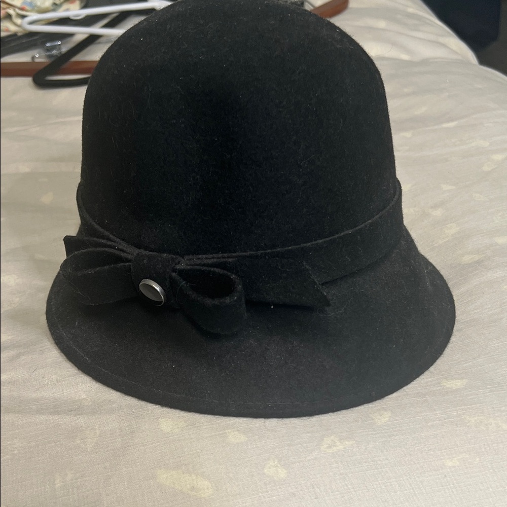 Nordstrom Classic Black Women's Cloche Hat